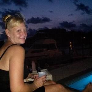 Meet your Posher, Jacqueline